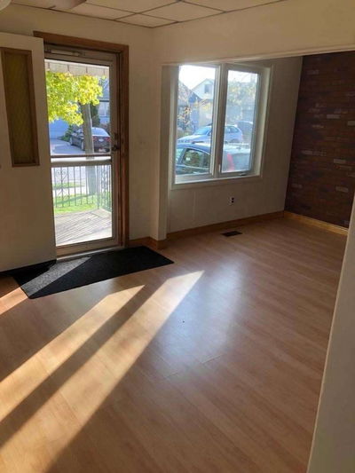 1037 Meredith Ave, Mississauga - Lakeview image-0-1