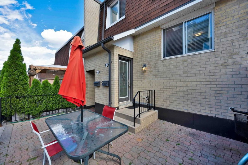 141 - 2170 Bromsgrove Rd, Mississauga, L5J4J2 | Image 2