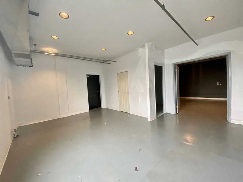 204 - 105 Brockhouse Rd, Toronto, M8W2W8 | Image 2