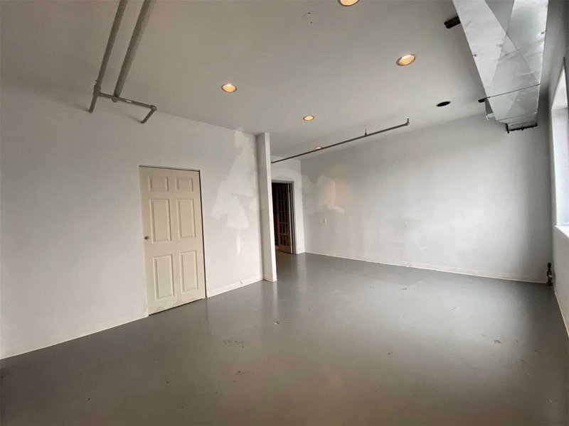 204 - 105 Brockhouse Rd, Toronto, M8W2W8 | Image 3