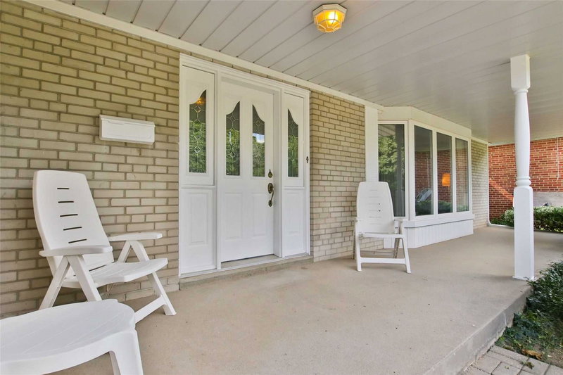 37 Cherry Post Cres, Toronto, M9C2J9 | Image 2