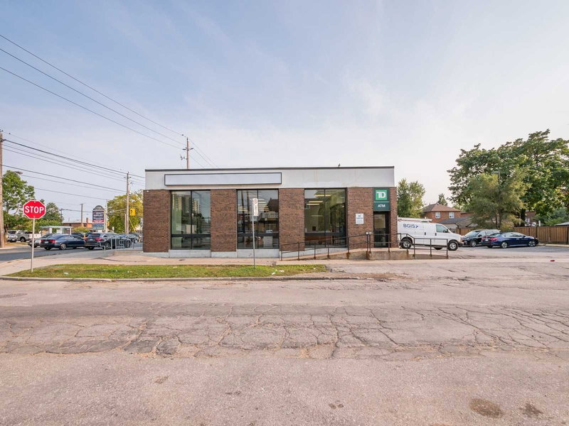 1746 Jane St, Toronto, M9N2S9 | Image 2