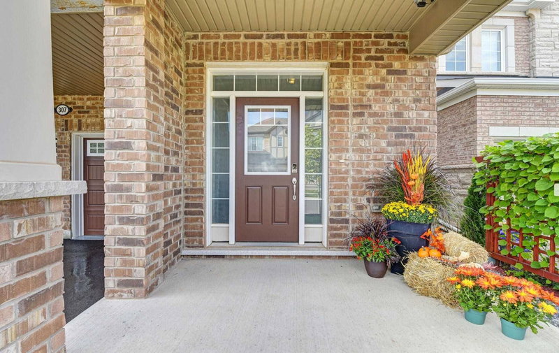 307 Hinton Terr, Milton, L9E1C8 | Image 3