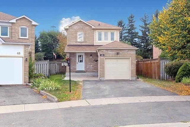 46 Nectarine Cres, Brampton, L6S5Z1 | Image 2