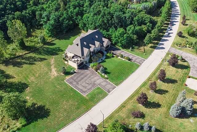 4 Valley Hill Dr, Caledon, L7E 0B8 | Image 2
