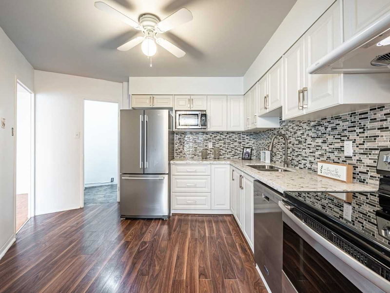 715 - 451 The West Mall Dr, Toronto, M9C1G1 | Image 2