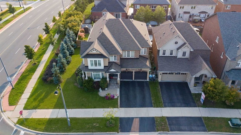 2 Learmont Ave, Caledon, L7C3N3 | Image 2