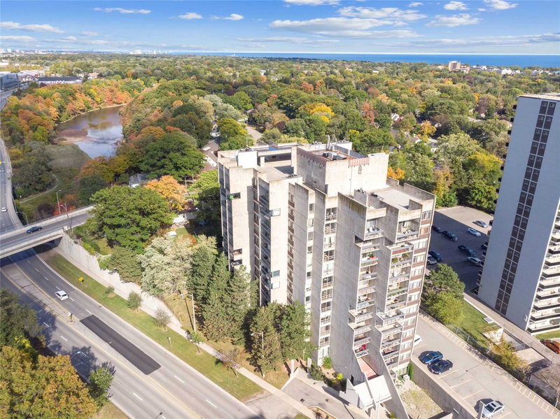 103 - 20 Speers Rd, Oakville, L6K3R5 | Image 2