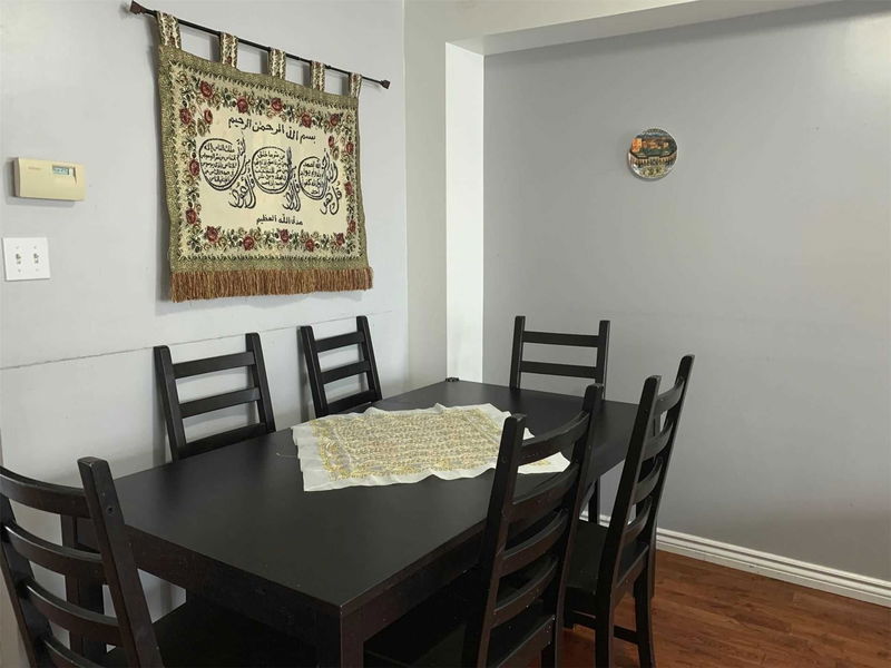 Room2