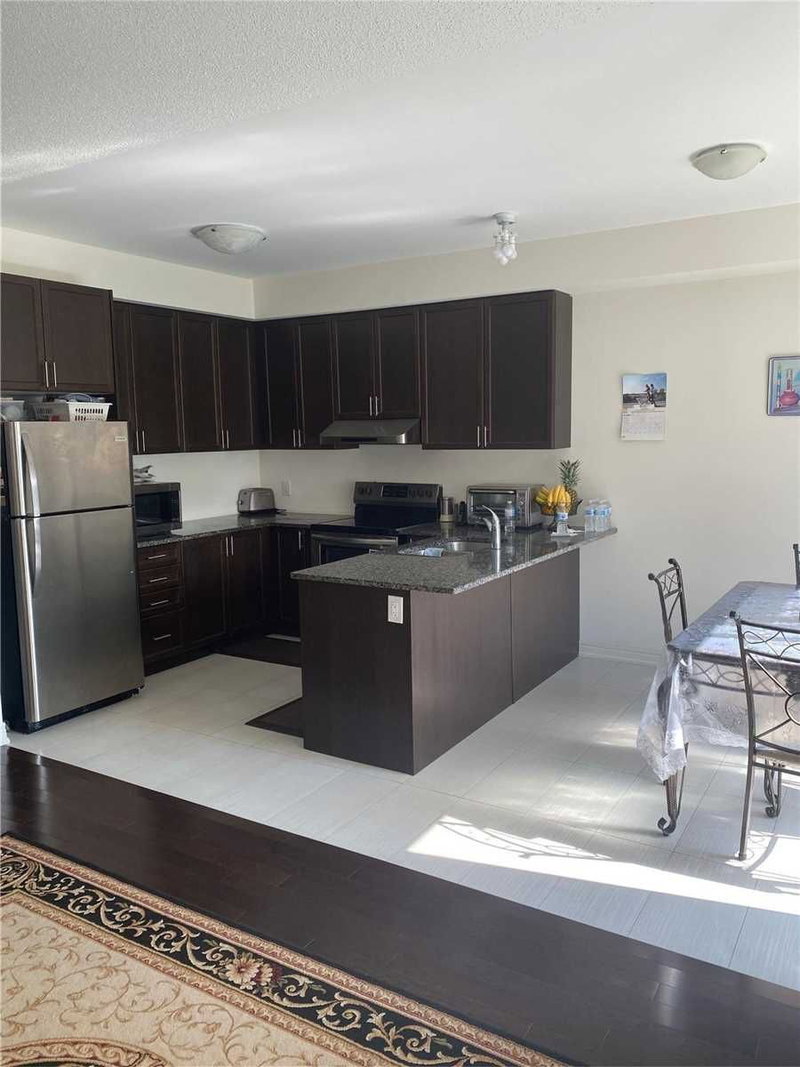 15 Germain Circ, Brampton, L6X5K2 | Image 3