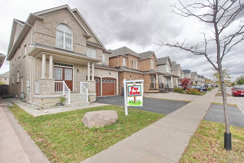 4 Fossil St, Brampton, L6P3G6 | Image 3