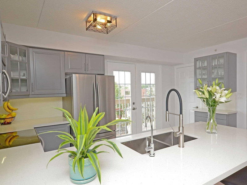 312 - 4013 Kilmer Dr, Burlington, L7M4M3 | Image 2