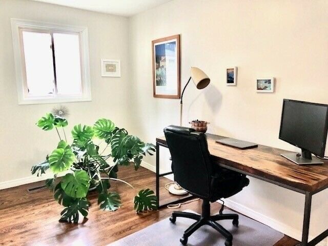 17 Edelwild Dr, Orangeville, L9W2Y4 | Image 3