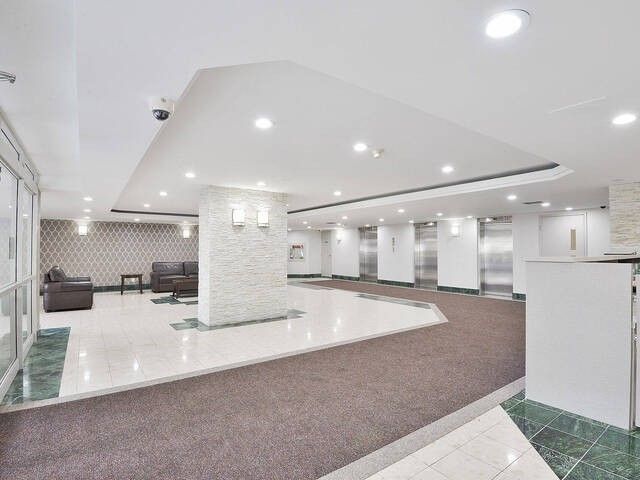 411 - 41 Markbrook Lane E, Toronto, M9V5E6 | Image 3