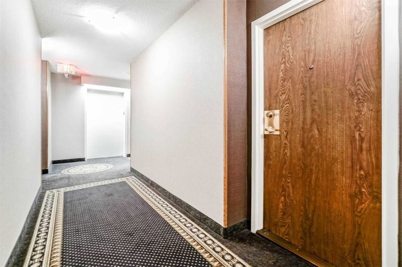 Room1