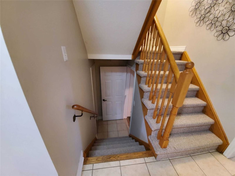 69 Fallstar(Upper Only) Cres, Brampton, L7A2J7 | Image 3