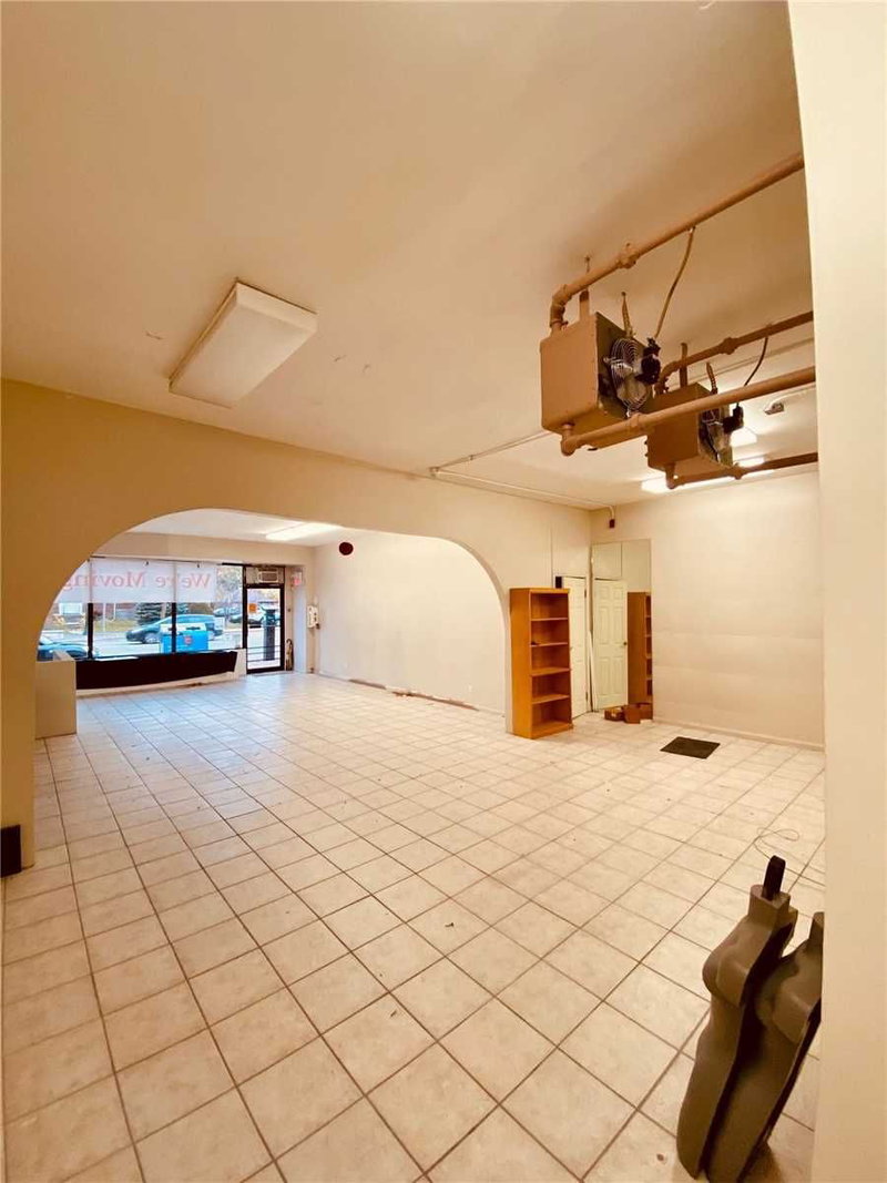 237 Lakeshore Rd E, Mississauga, L5G1G8 | Image 2