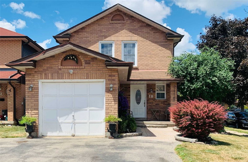 10 Mara Cres, Brampton, L6V4C4 | Image 2