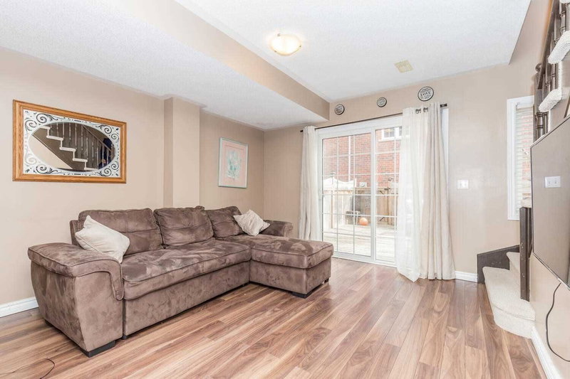 27 Denison Ave, Brampton, L6X0H2 | Image 3
