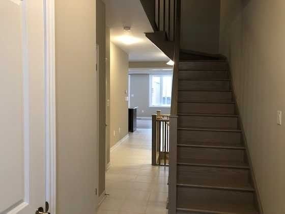 398 Threshing Mill Blvd, Oakville, L6H0P6 | Image 2