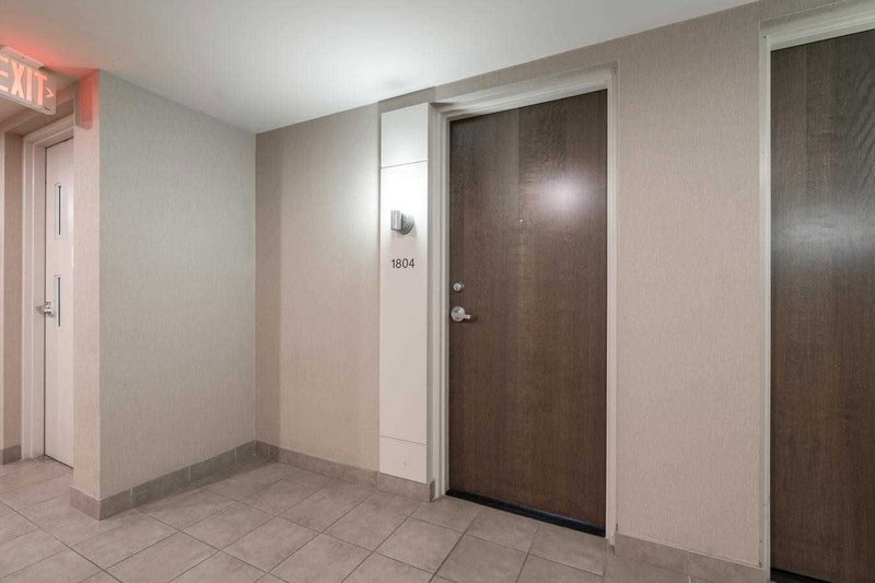 1804 - 9 George St N, Brampton, L6X0T6 | Image 3