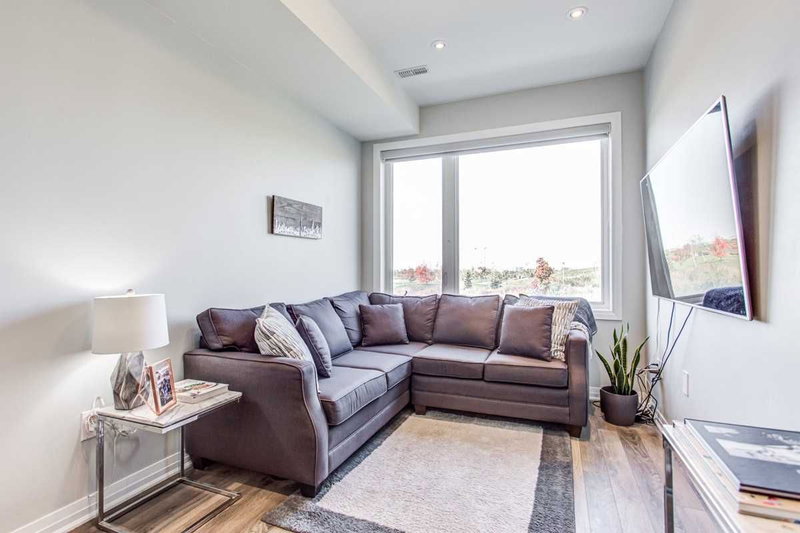 271 Downsview Park Blvd, Toronto, M3K 0B6 | Image 3