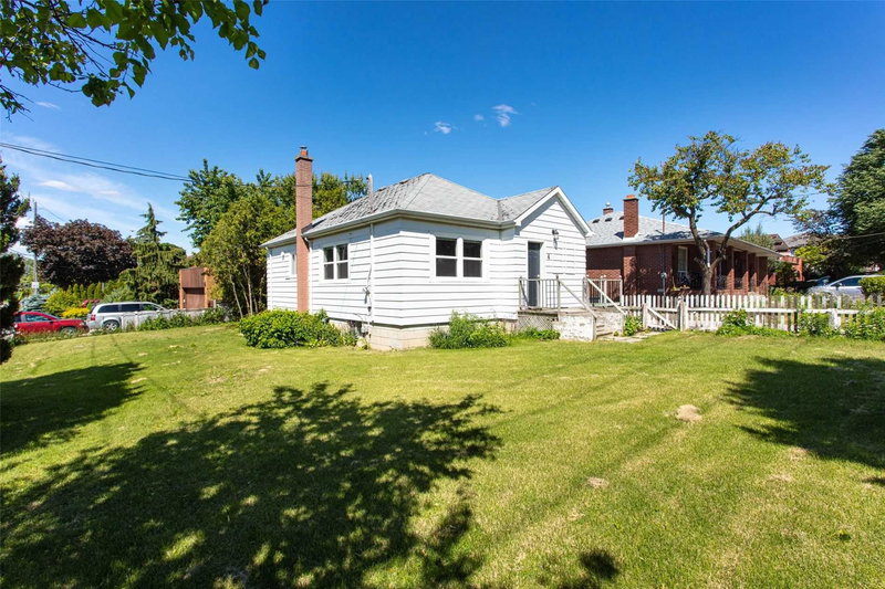 Upper - 4 Larchmere Ave, Toronto, M9L2N1 | Image 3