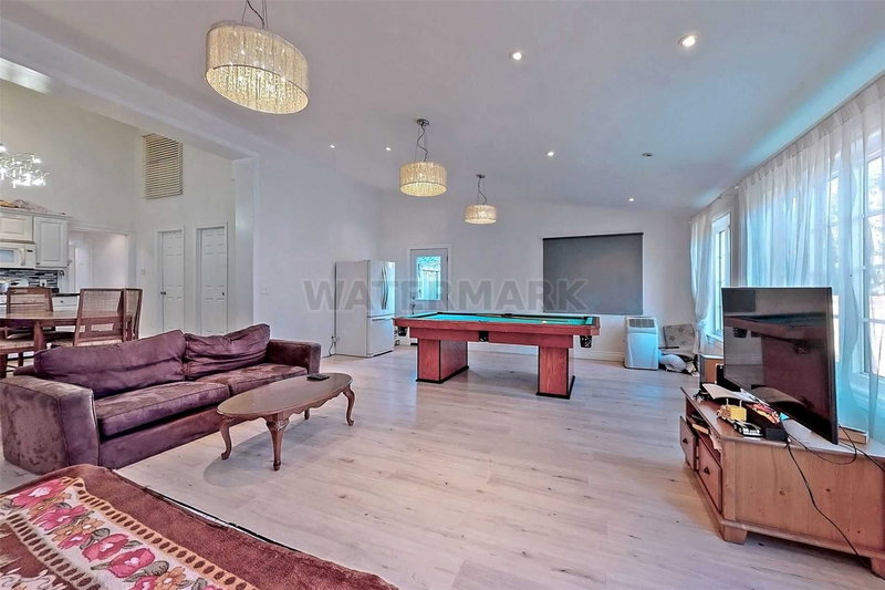 362A Queen St S, Mississauga, L5M1M2 | Image 2