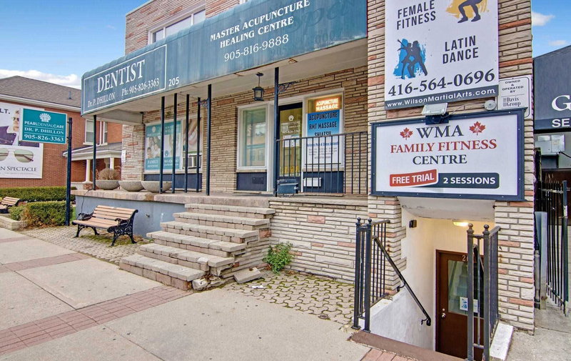 205 Queen St S, Mississauga, L5M1L4 | Image 3