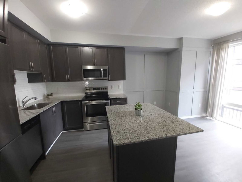 46 - 26 Fieldway Rd, Toronto, M8Z 3L2 | Image 3