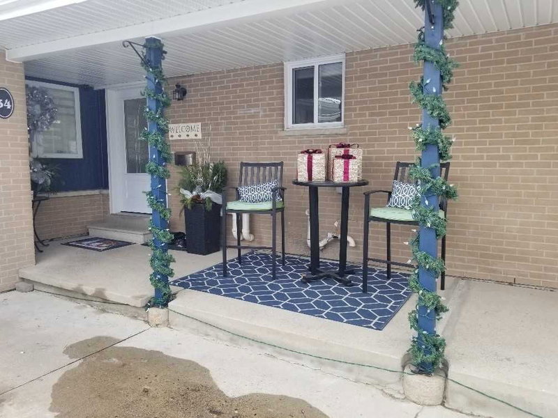 34 Haslemere Ave, Brampton, L6W2X4 | Image 3