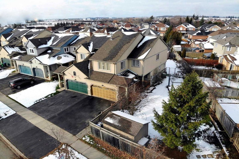 1888 Stevington Cres, Mississauga, L5N 7S5 | Image 3