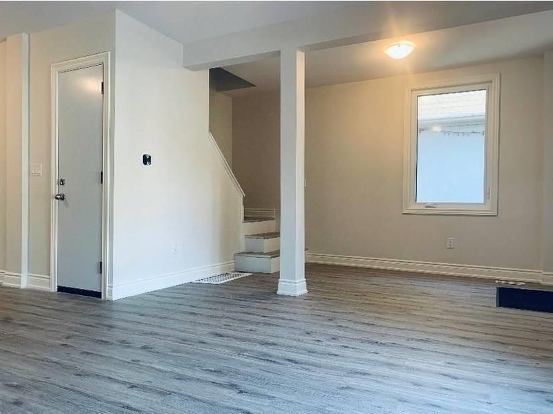 Main - 75 Eileen Ave, Toronto, M6N1V8 | Image 2