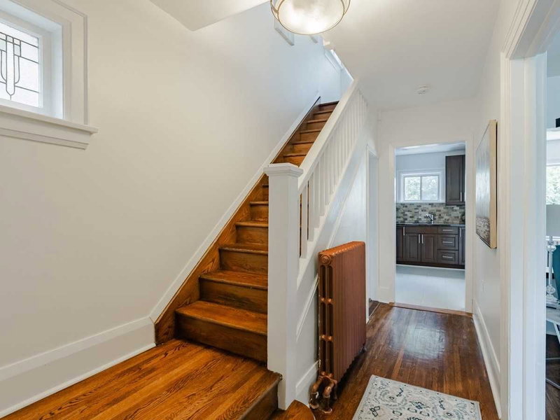 2680 Lake Shore Blvd W, Toronto, M8V1G8 | Image 3