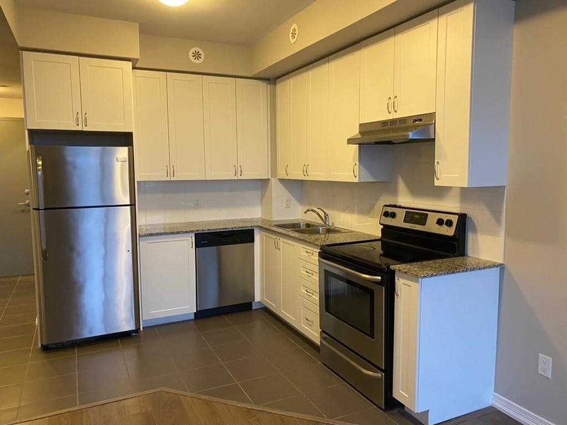 310 - 50 Sky Harbour Dr, Brampton, L7A0A1 | Image 2