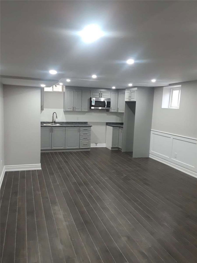 64 Jacksonville Dr, Brampton, L6P2Z2 | Image 2