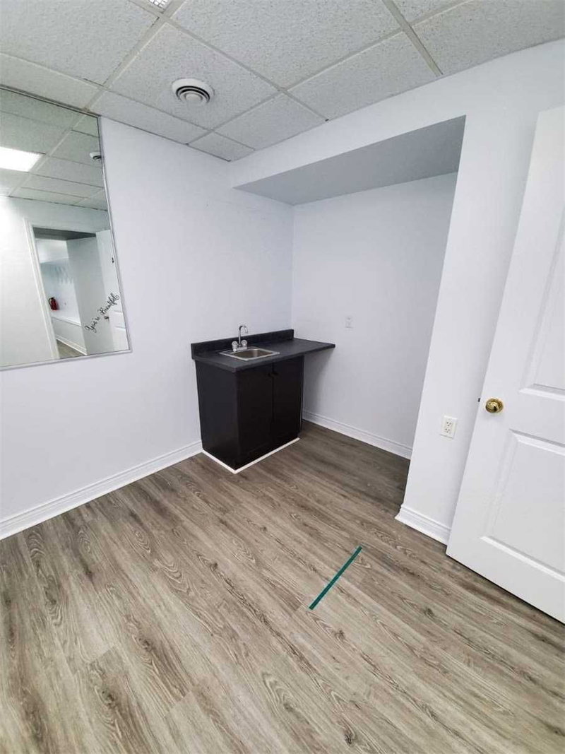 L100 - 47 Lakeshore Rd E, Mississauga, L5G1C9 | Image 2