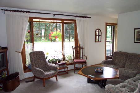 12 Todd Brook Dr, Toronto, M9V1R4 | Image 2