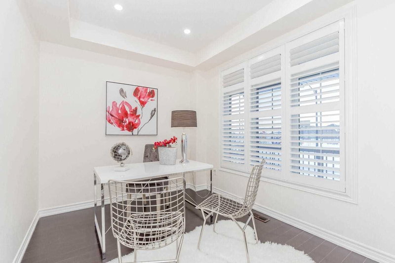 16 Cloncurry St, Brampton, L6P4G3 | Image 3