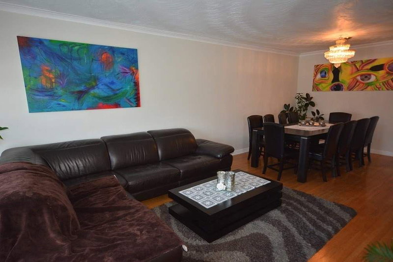 3622 Molly Ave, Mississauga, L5A3M5 | Image 2