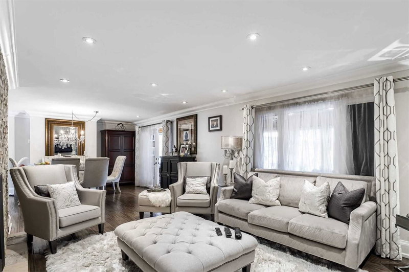 930 Old Derry Rd, Mississauga, L5W1A1 | Image 2