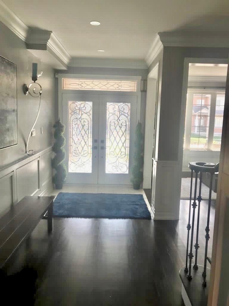 14 Bramtrail Gate, Brampton, L7A3W3 | Image 2