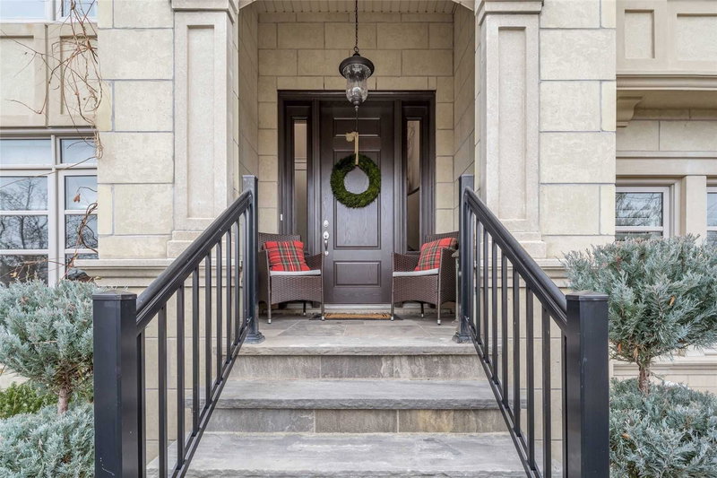 190 Dorval Dr, Oakville, L6K 0H3 | Image 2