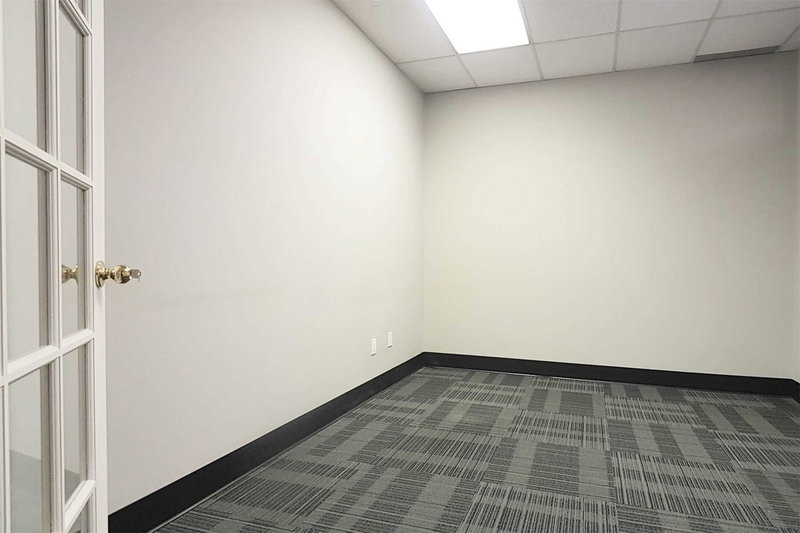 8 - 5155 Spectrum Way, Mississauga, L4W5A1 | Image 2