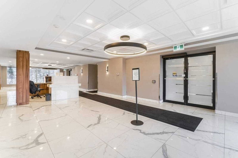 901 - 155 Hillcrest Ave, Mississauga, L5B3Z2 | Image 3