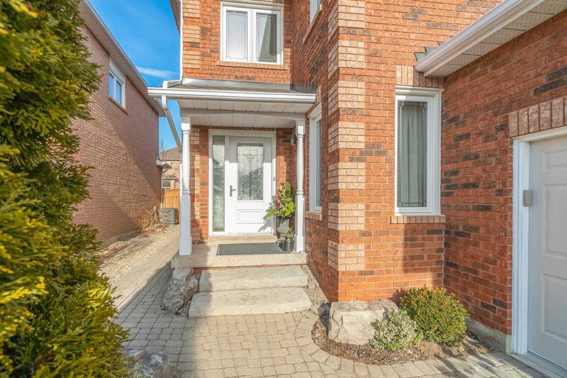 10 Hepburn Cres, Halton Hills, L7G5P9 | Image 3