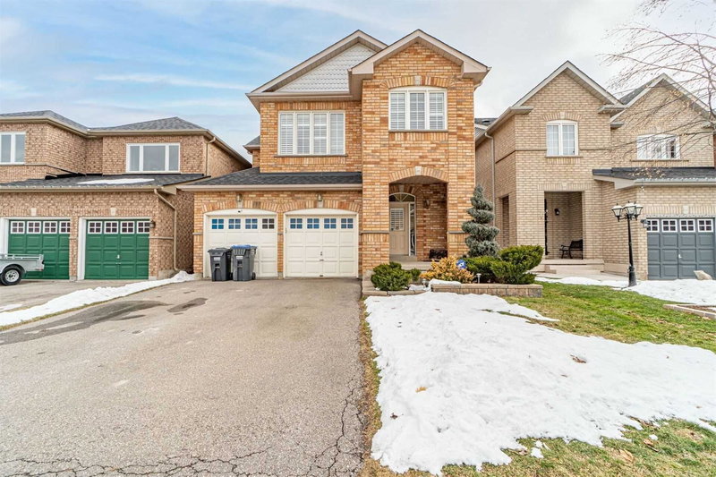 33 Sewells Lane, Brampton, L7A2Z9 | Image 2