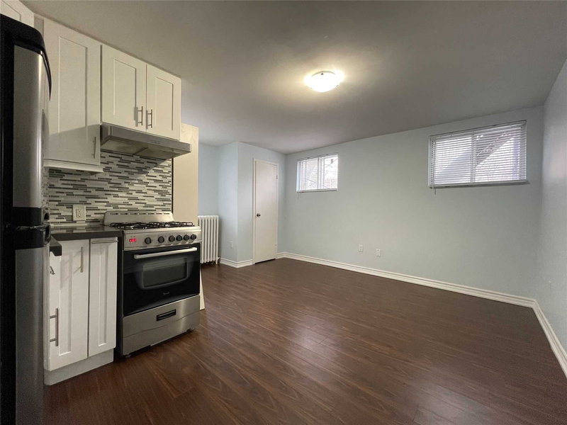 106 - 70 Melbourne Ave, Toronto, M6K1K7 | Image 2