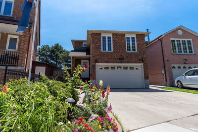 Detached House sold at 206 Lech Walesa Drive, Mississauga, Fairview, L5B3H7 - MLS: W5104581