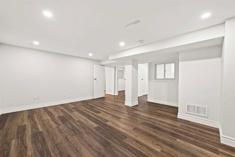 1874 Wilson Ave, Toronto, M9M 1A5 | Image 3